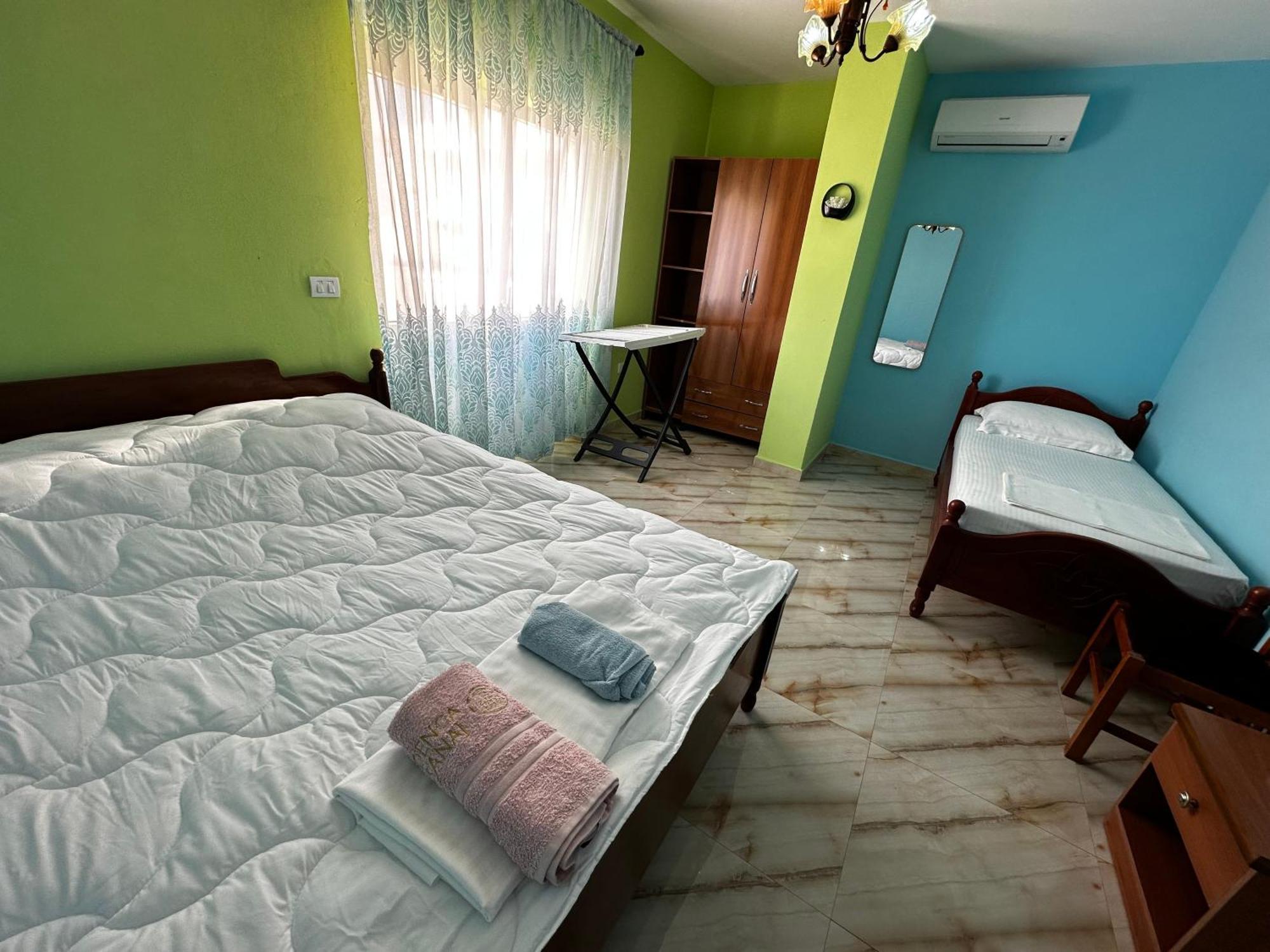 Romance Holiday Garden Inn Драч Екстериор снимка